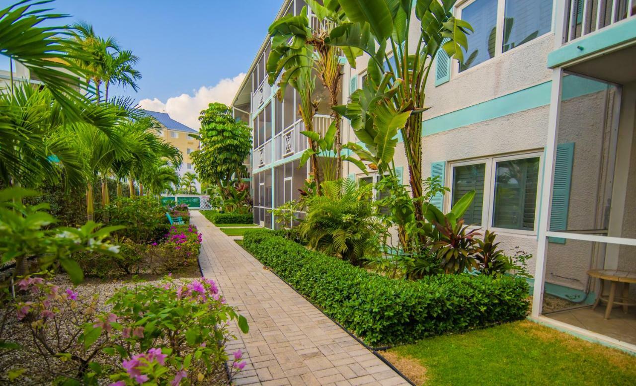 Seven Mile Beach Resort George Town Exterior foto